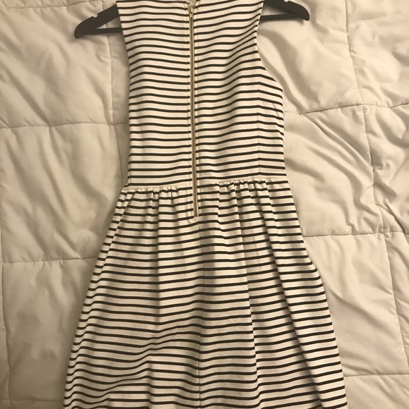 Black and white stripped dress brand new with tags - Picture 3 of 4